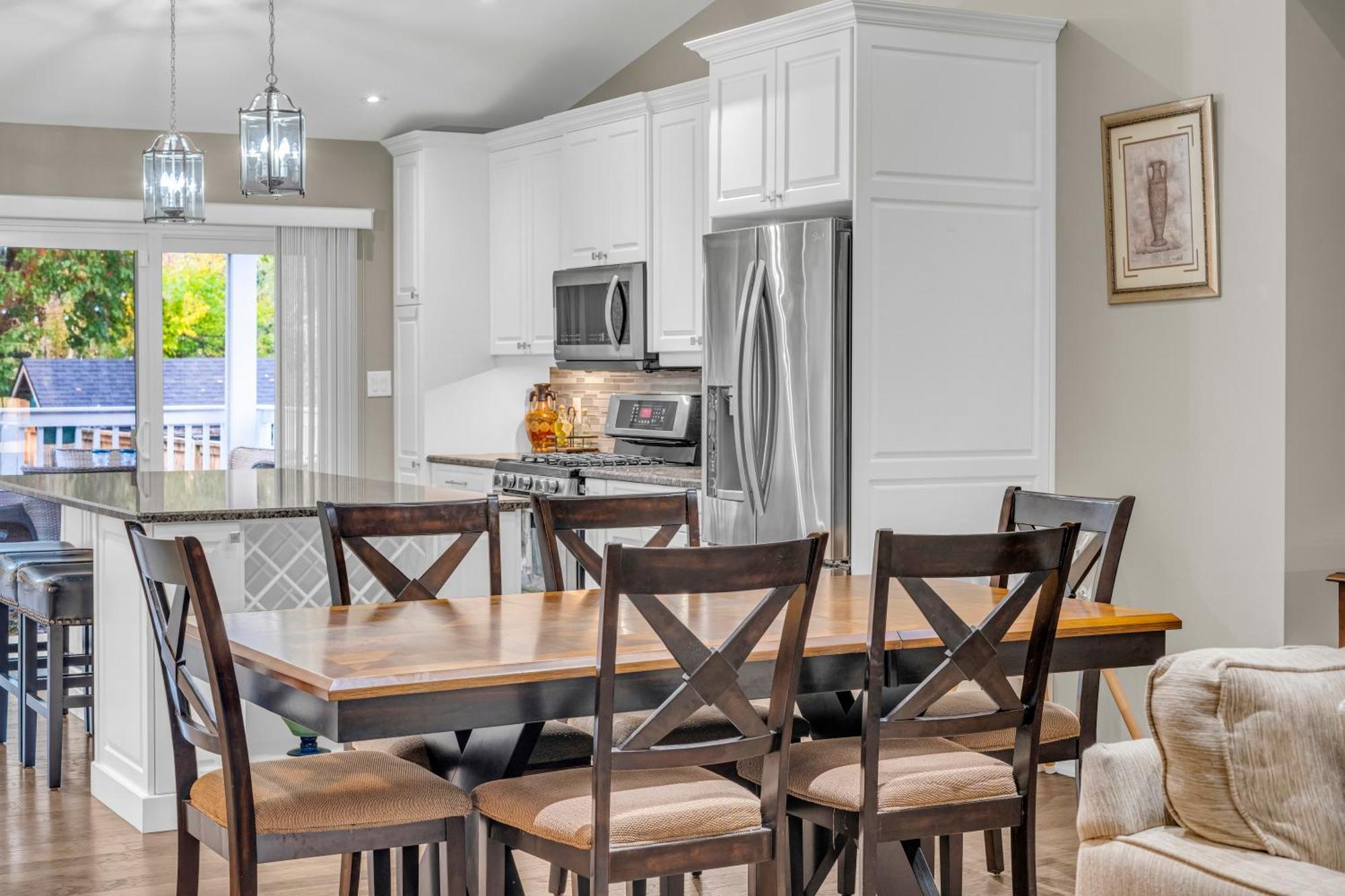 Royal Luxury - Mins From Falls With Pool Table * Niagara Falls